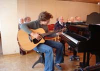 [Foto] Gemeinsames Musizieren in Bethanien im Fr&uuml;hjahr 2005
